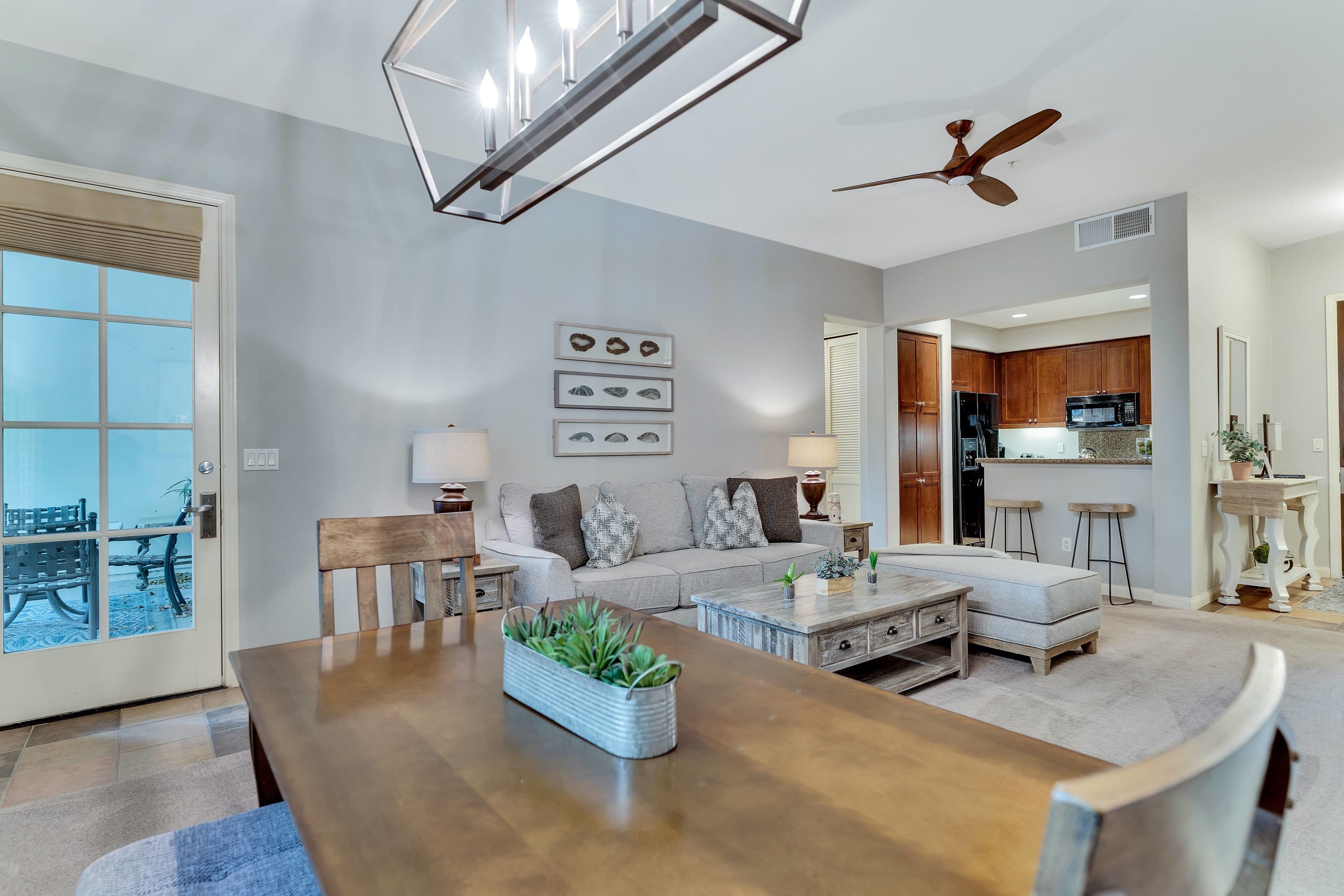 Stunning Ground Floor 1BR Villa #A, Steps to Pool!