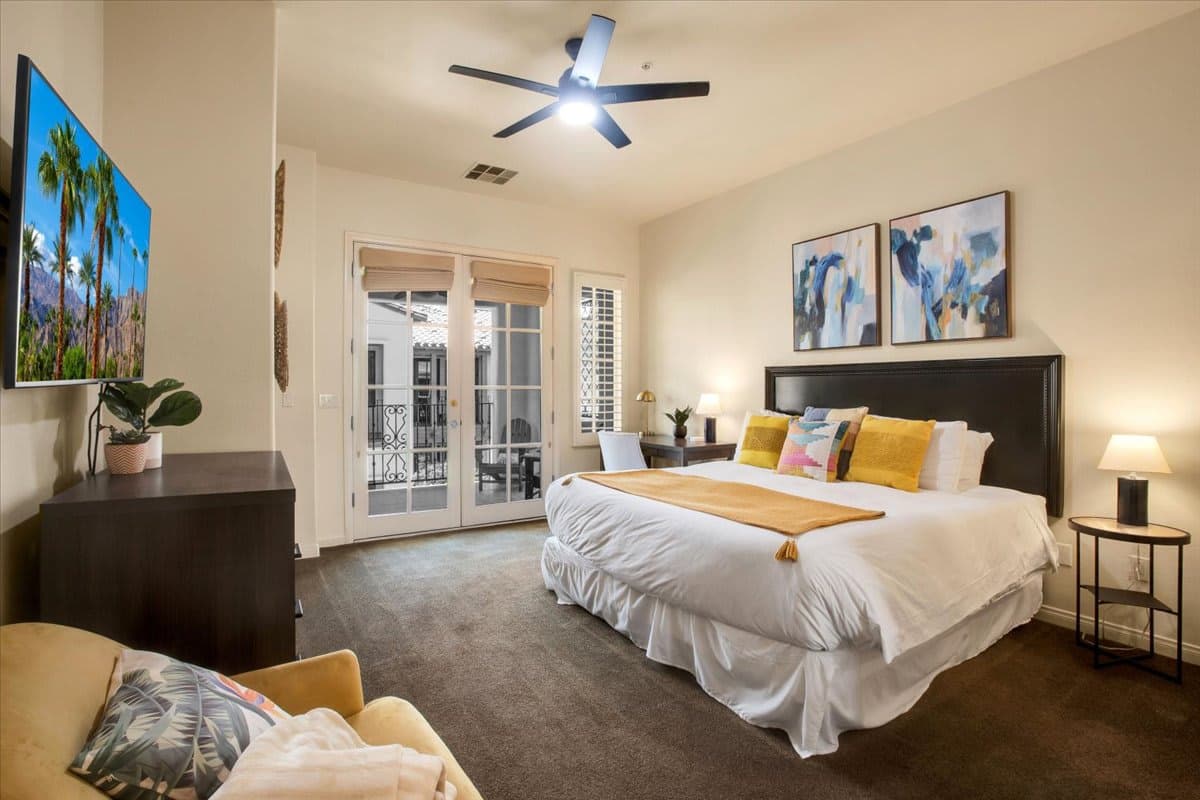 Picturesque Legacy Villas Studio near Main Pool #B